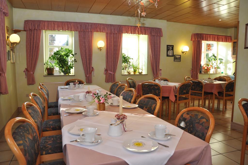 Pension Lindenhof Kromsdorf Εξωτερικό φωτογραφία
