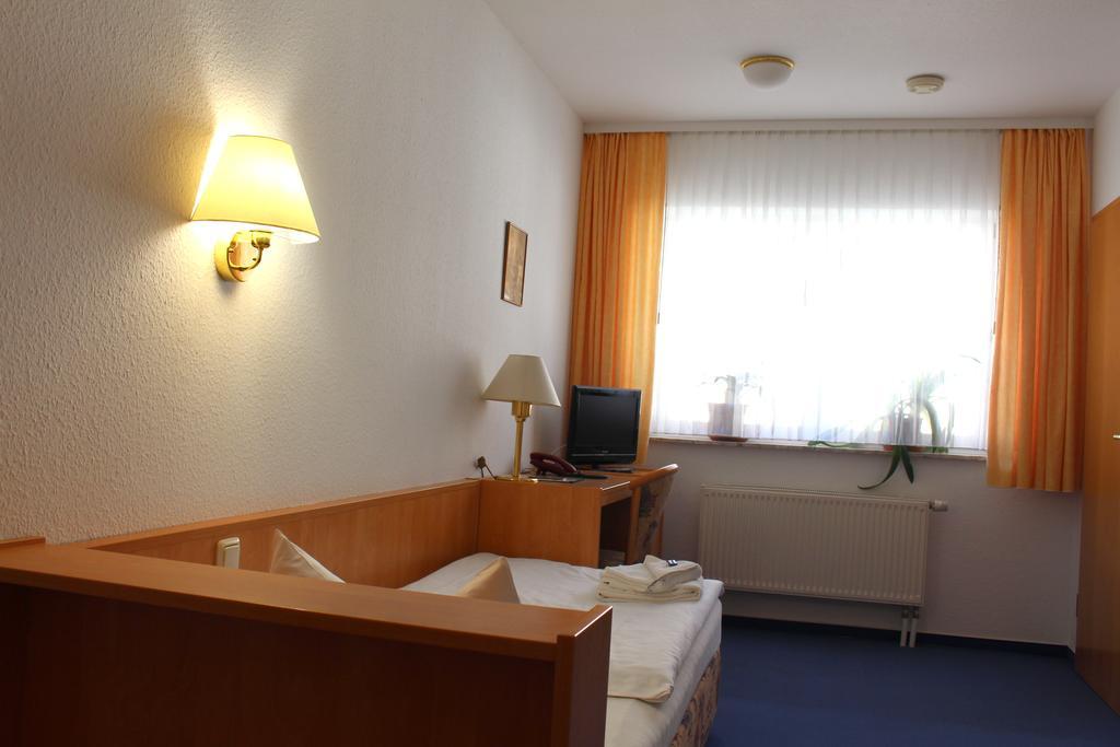 Pension Lindenhof Kromsdorf Εξωτερικό φωτογραφία